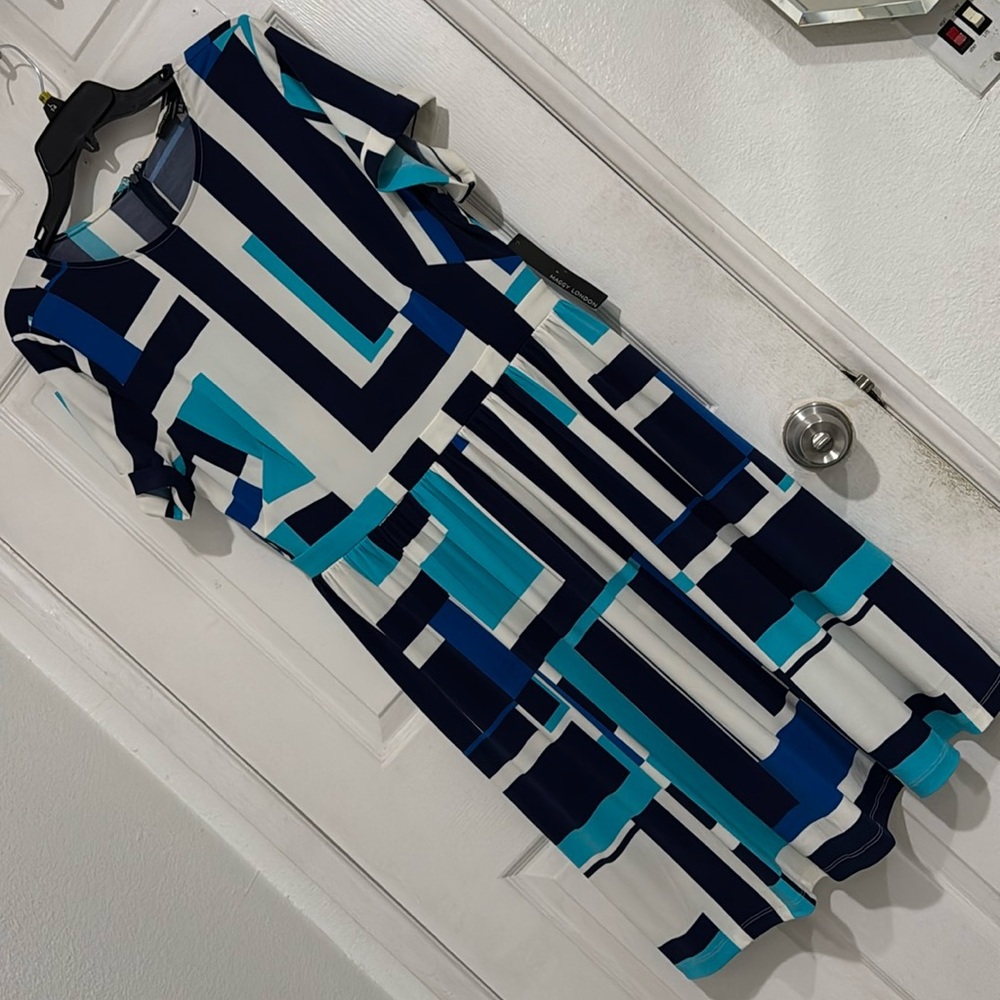 Brand new with the tags Maggy London Navy blue and white Print Dress Size 12